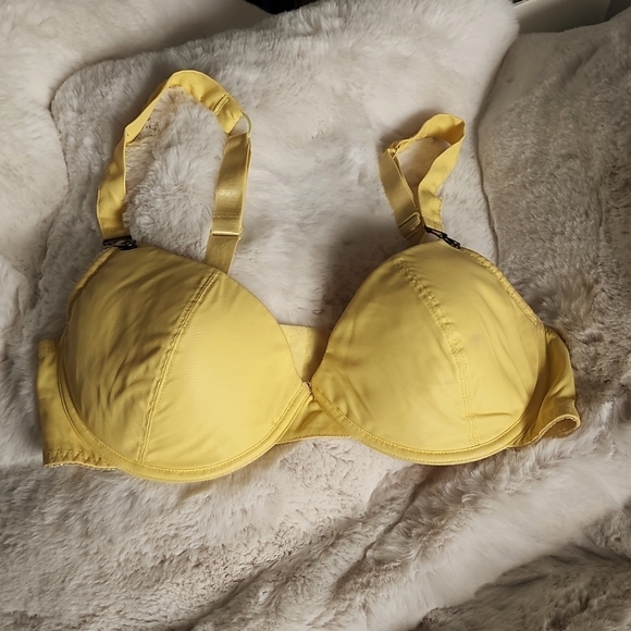 No Boundries Bikini top - Picture 1 of 10